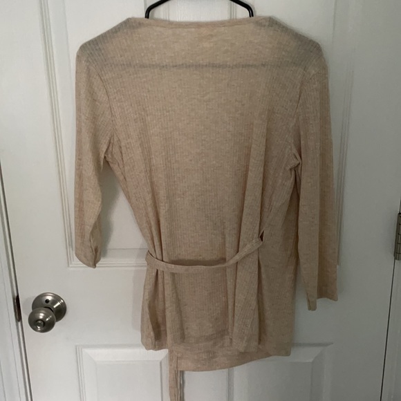 Dinner Top - Picture 4 of 4